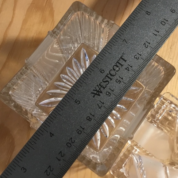 Vintage Clear Lead Crystal Present Trinket Box with Bow - Picture 9 of 10